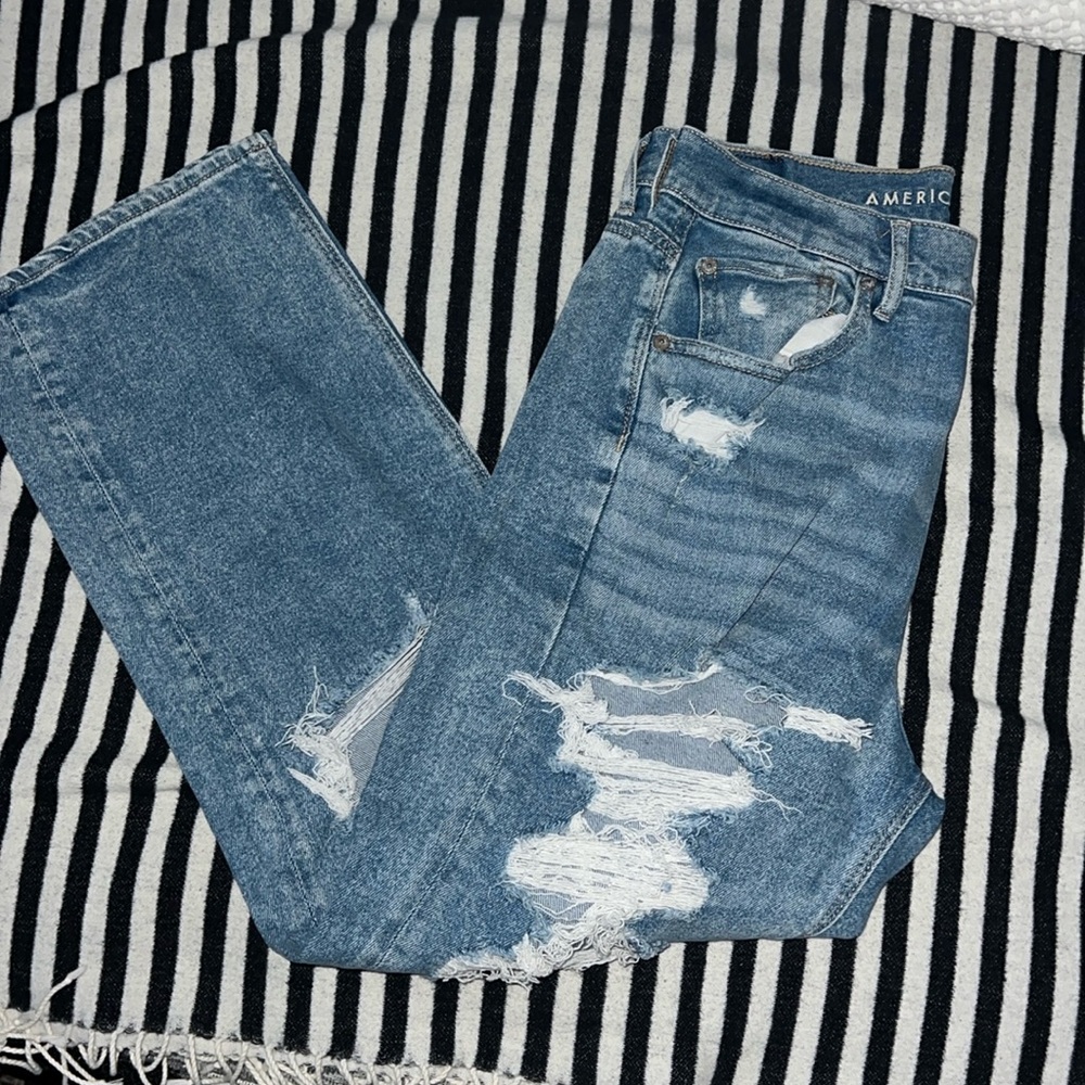 American Eagle highest rise 90’s boyfriend